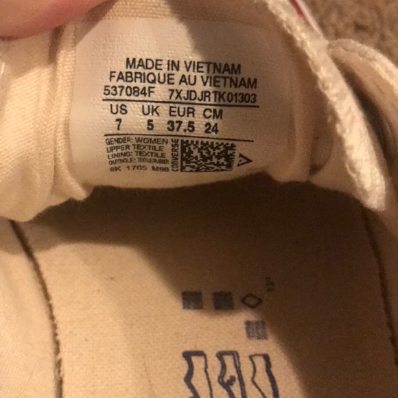 Converse women’s 7 - Picture 3 of 3